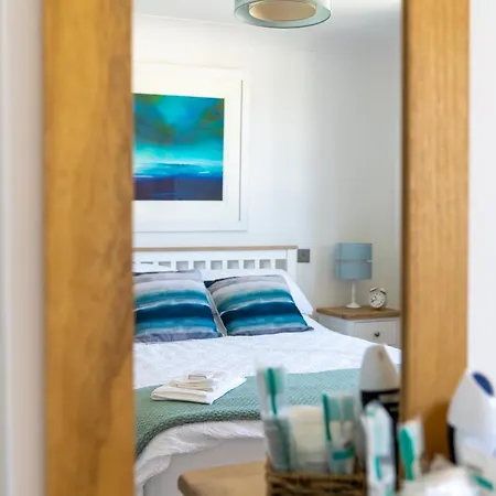 Trethvor House Ensuite Double Room With Free Parking In Quiet Residential Area Padstow Exterior photo