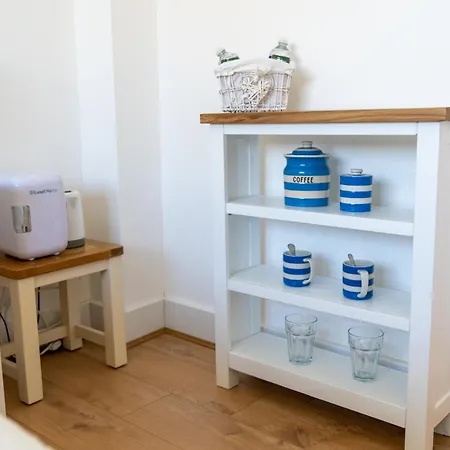 Trethvor House Ensuite Double Room With Free Parking In Quiet Residential Area Padstow Exterior photo