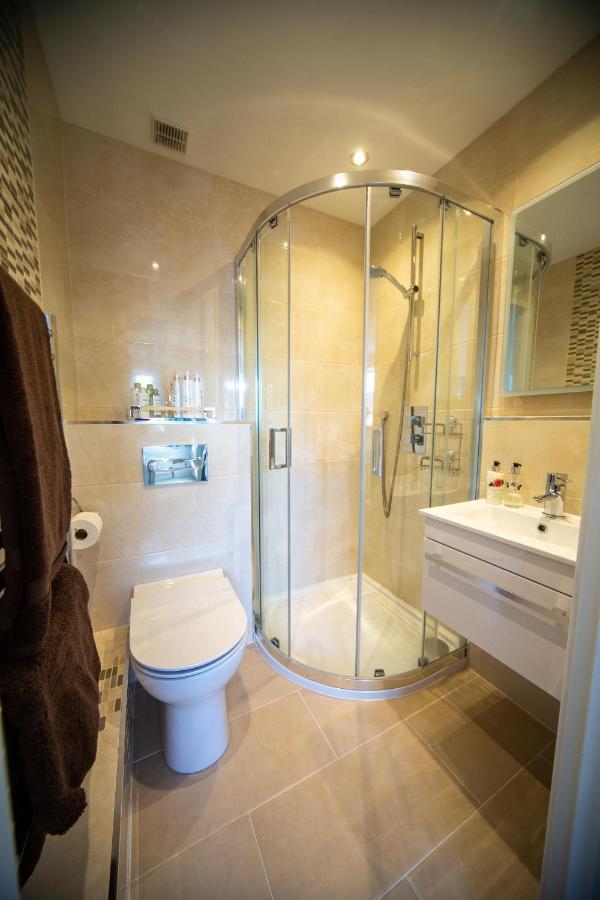 Homestay Trethvor House Ensuite Double With Free Parking In Quiet Residential Area Padstow
